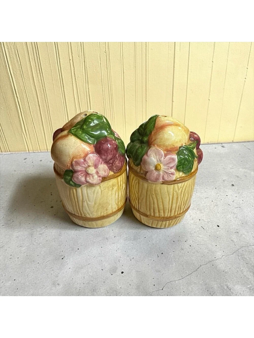 Wang's Fruit Barrel Strawberry Peach Cherry Blossoms Salt Pepper Shakers Set